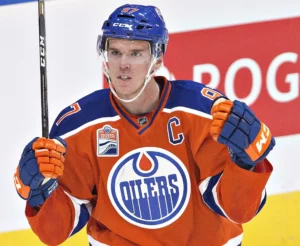 Biography of Connor McDavid